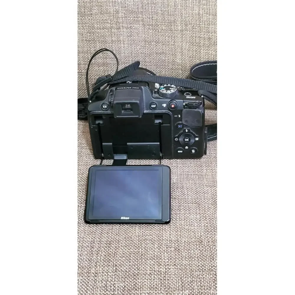 Nikon Coolpix P510 16.1MP 42X Zoom Digital Camera Untested